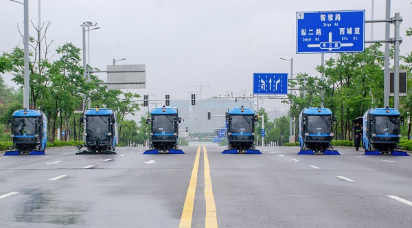 湘江智能L4级智能环卫车集中交付 聚力打造全国首个智能环卫商用示范区第1张